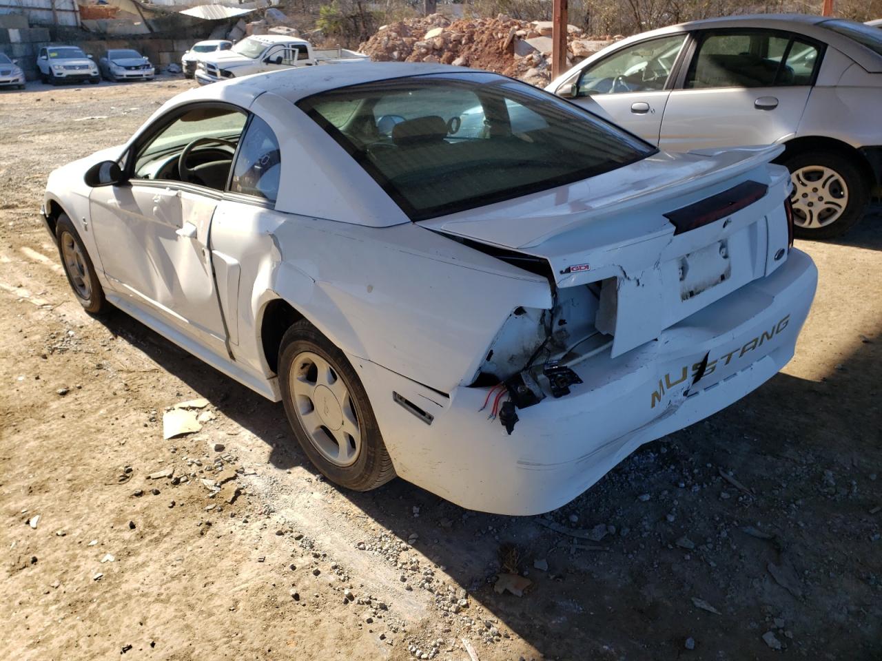 Photo 10 from auction – 2000 FORD MUSTANG with VIN 1FAFP4042YF180015