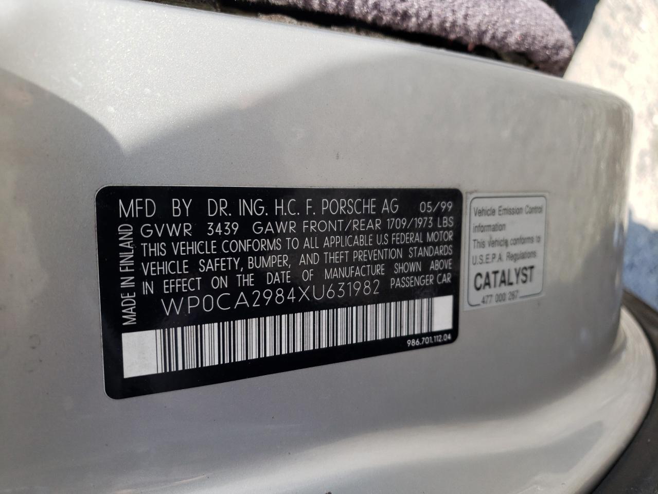 Photo 10 from auction – 1999 PORSCHE BOXSTER with VIN WP0CA2984XU631982