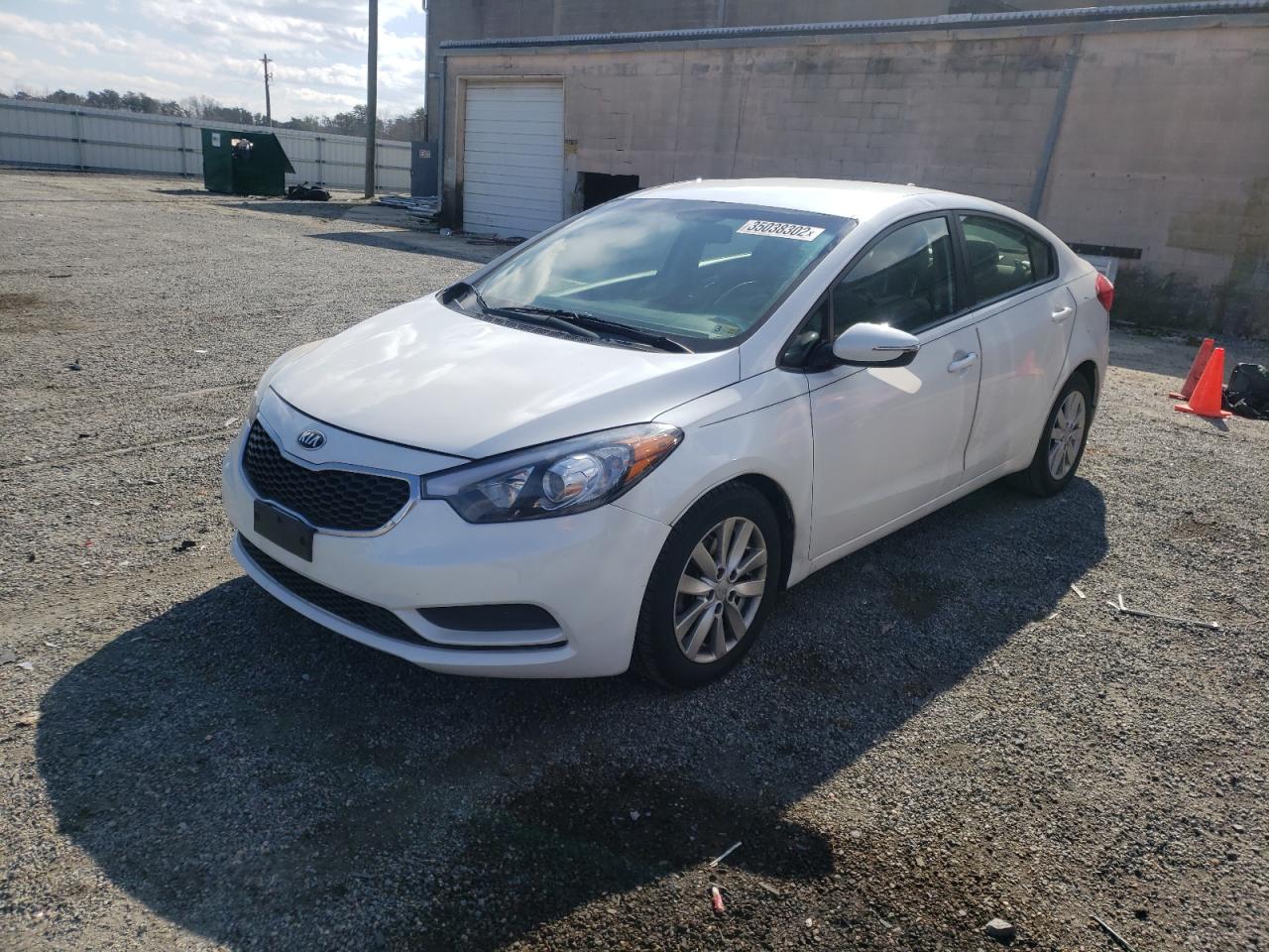 Photo 2 from auction – 2016 KIA FORTE LX with VIN KNAFX4A65G5503839