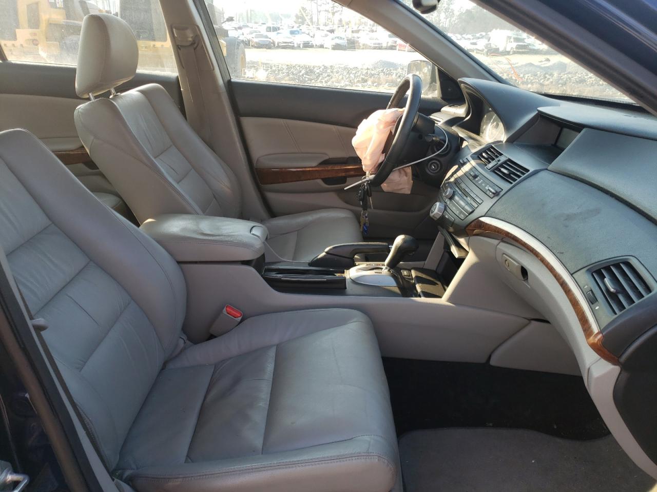Photo 5 from auction – 2012 HONDA ACCORD EXL with VIN 1HGCP2F80CA055288
