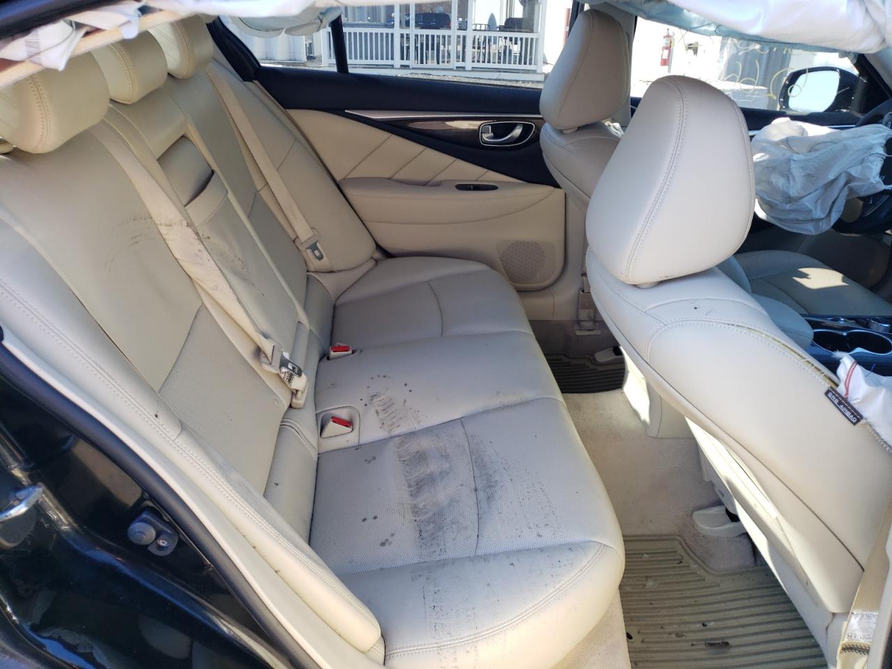 Photo 6 from auction – 2015 INFINITI Q50 BASE with VIN JN1BV7AR6FM400066