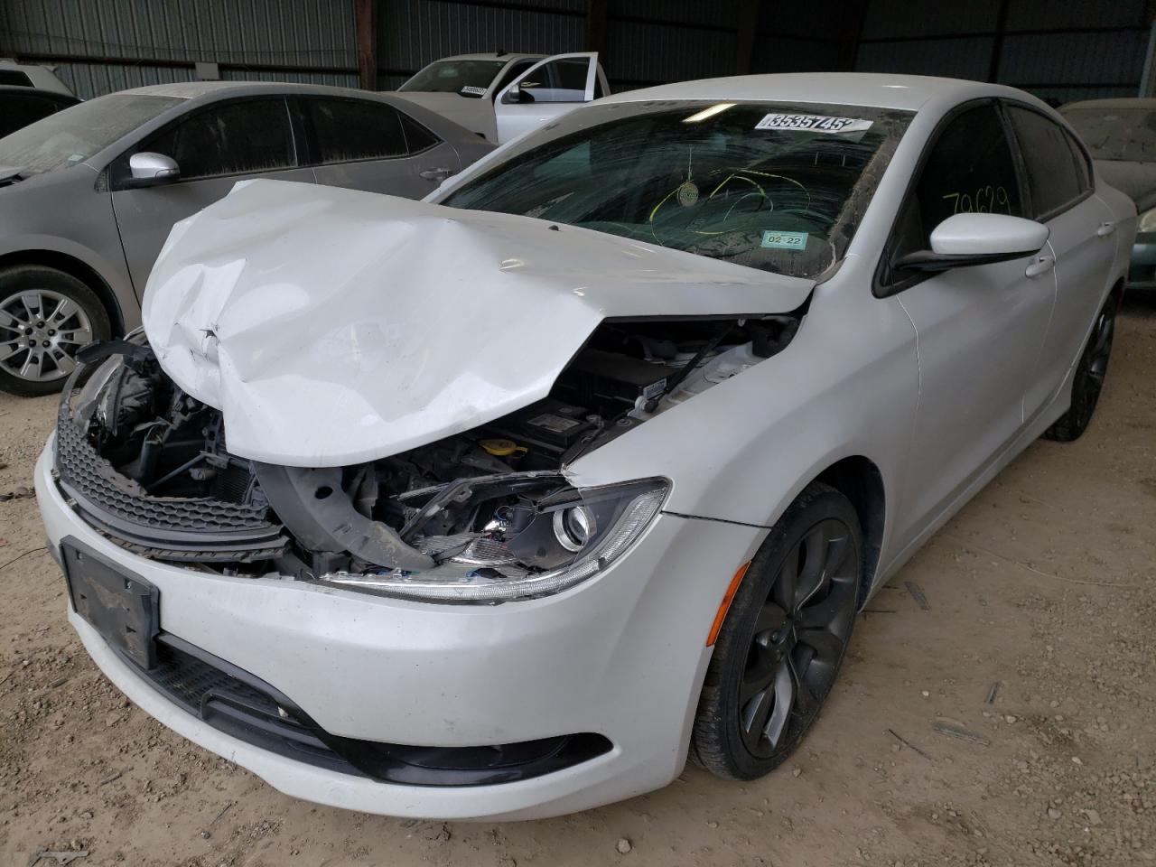 Photo 2 from auction – 2015 CHRYSLER 200 S with VIN 1C3CCCBB9FN696684