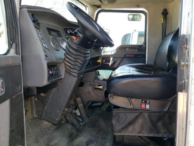 Photo 5 from auction – 2017 KENWORTH CONSTRUCTI with VIN 2NKHLJ9X1HM163947