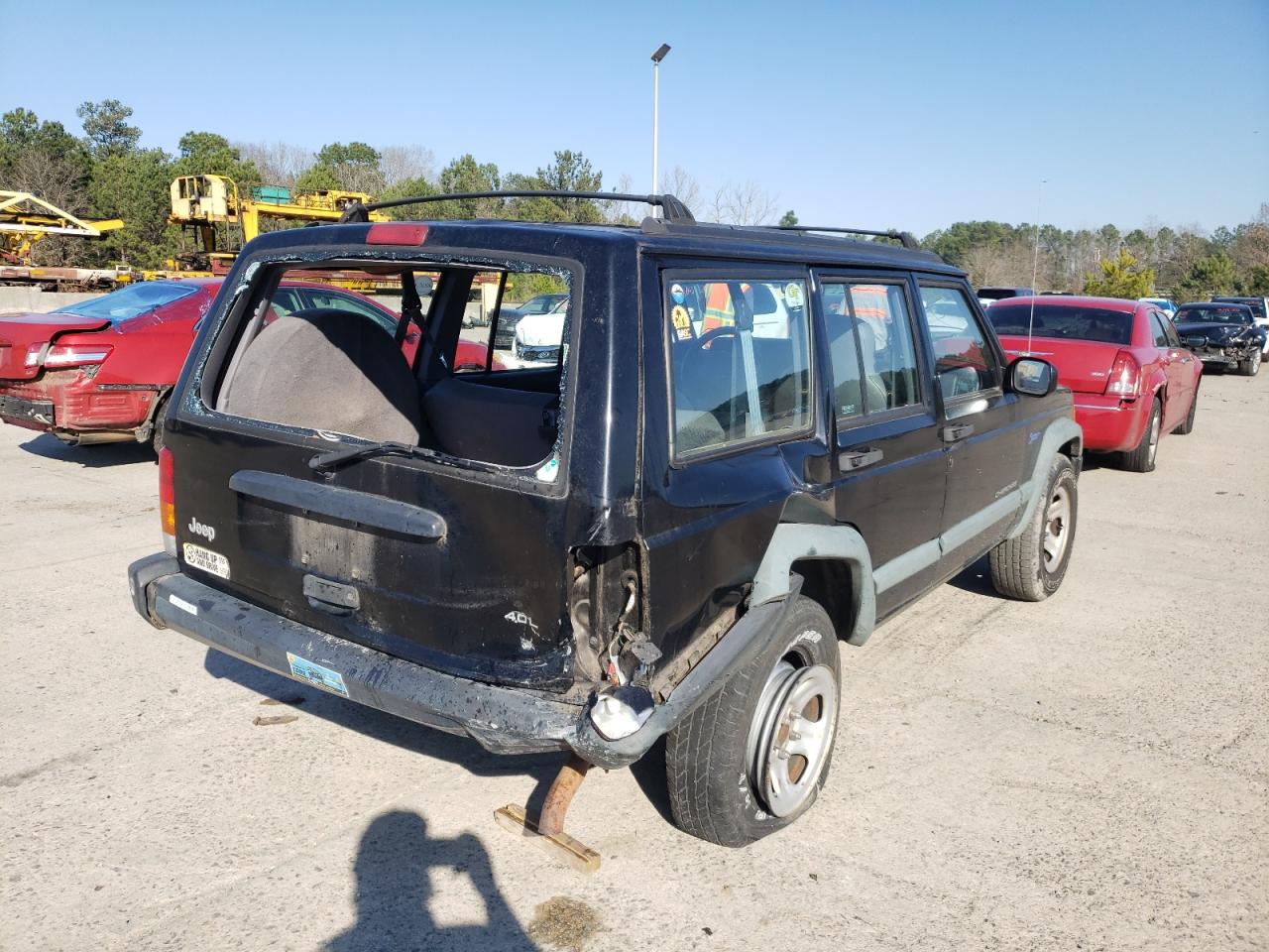 Photo 4 from auction – 1998 JEEP CHEROKEE S with VIN 1J4FT68S9WL278407