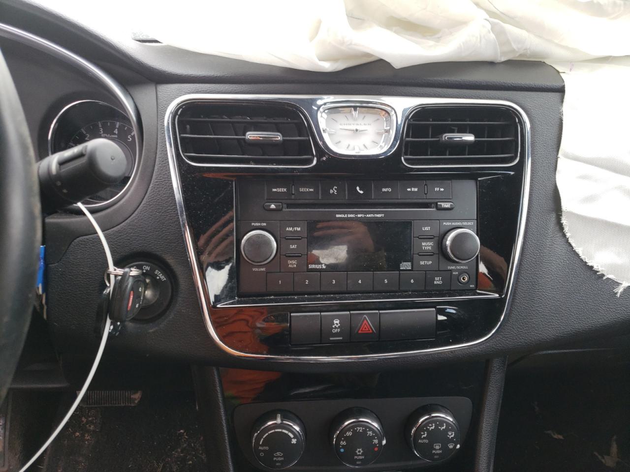 Photo 9 from auction – 2013 CHRYSLER 200 TOURIN with VIN 1C3CCBBG4DN718075