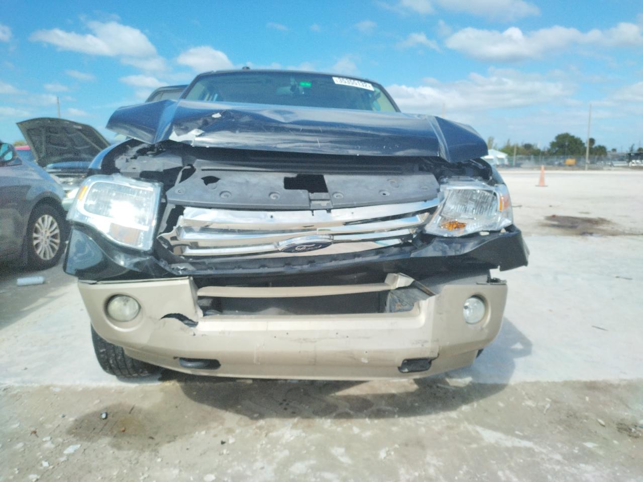 Photo 9 from auction – 2009 FORD EXPEDITION with VIN 1FMFU18549EB06760
