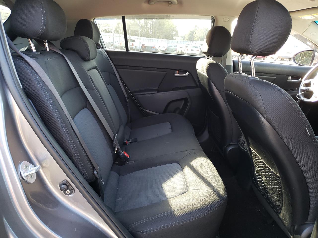 Foto 6 de la subasta – 2015 KIA SPORTAGE E con VIN KNDPB3AC8F7725011