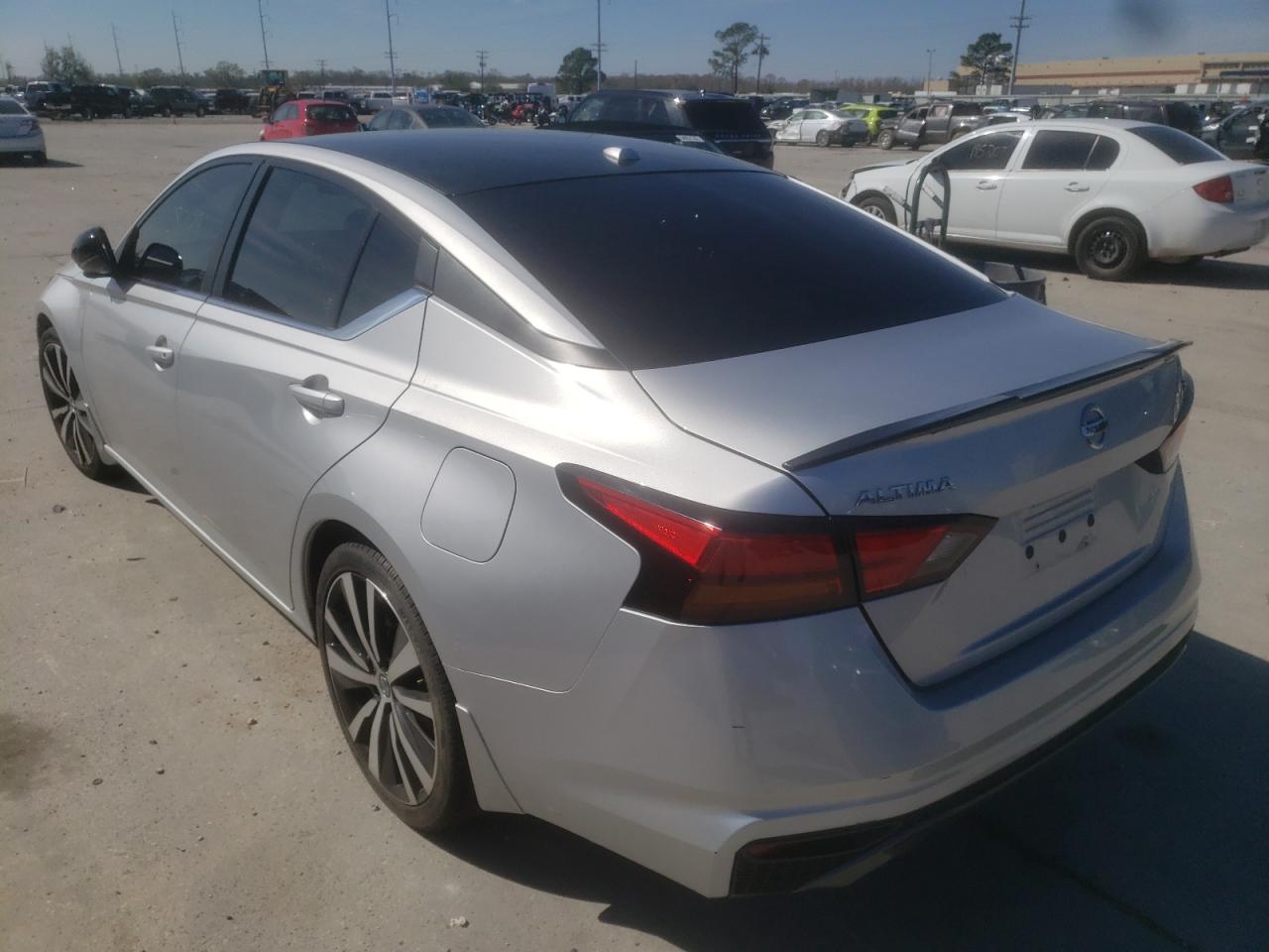Photo 3 from auction – 2019 NISSAN ALTIMA SR with VIN 1N4BL4CVXKC177550
