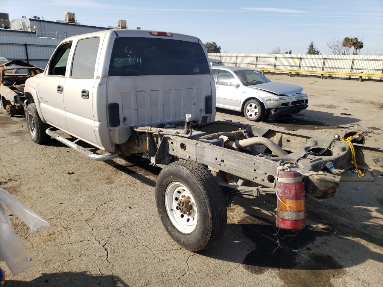 Photo 3 from auction – 2004 GMC SIERRA C25 with VIN 1GDHC23274F196598