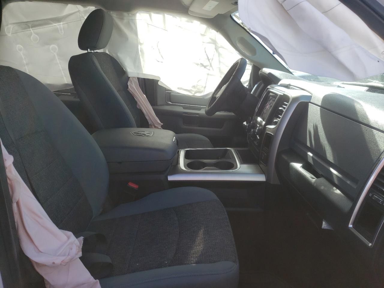 Photo 5 from auction – 2018 RAM 1500 SLT with VIN 1C6RR6LTXJS202282