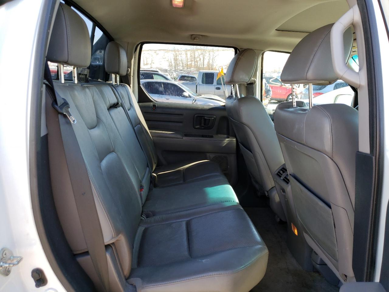 Photo 6 from auction – 2012 HONDA RIDGELINE with VIN 5FPYK1F58CB458534