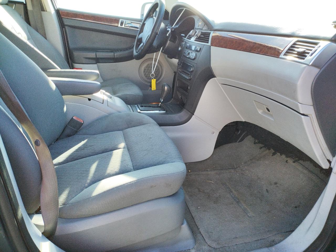 Photo 5 from auction – 2007 CHRYSLER PACIFICA T with VIN 2A8GM68X97R356611
