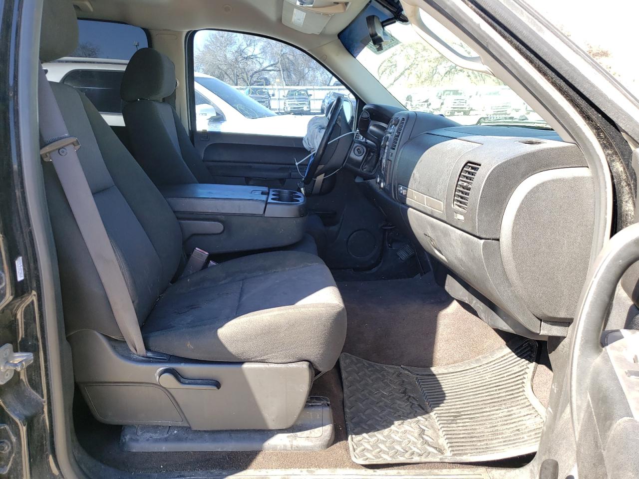 Photo 5 from auction – 2012 CHEVROLET SILVERADO with VIN 3GCPCSE04CG277776