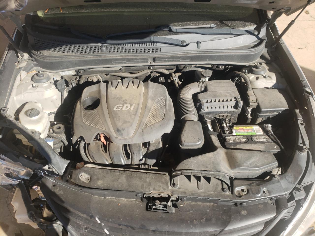 Photo 7 from auction – 2011 HYUNDAI SONATA SE with VIN 5NPEC4AC9BH124559
