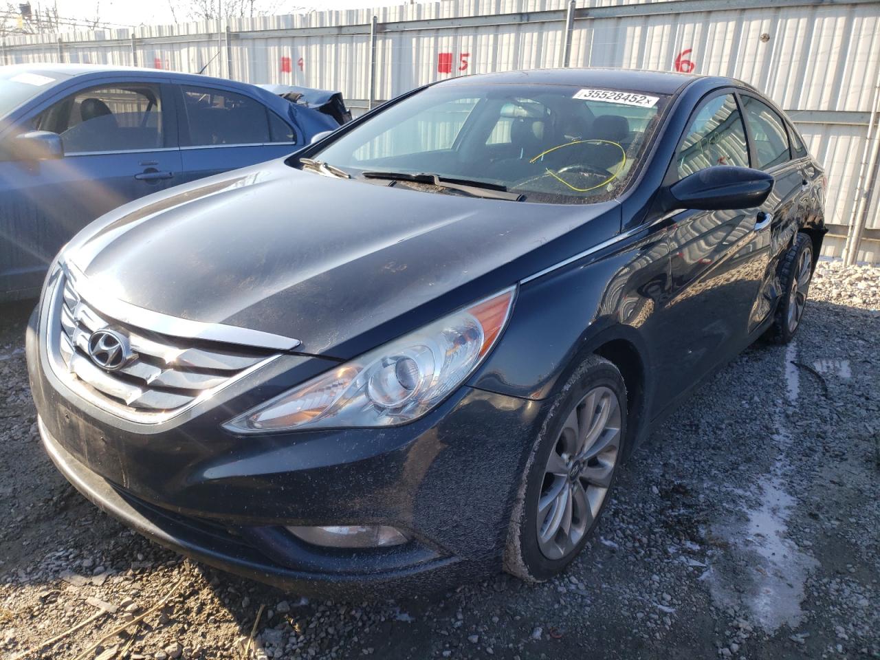 Photo 2 from auction – 2011 HYUNDAI SONATA SE with VIN 5NPEC4ABXBH242708