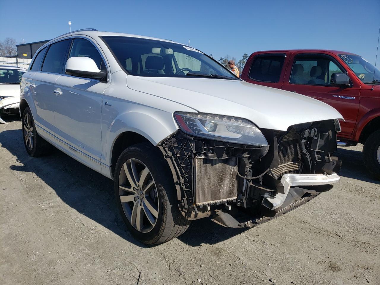 AUDI Q7 PREMIUM 2014 with VIN WA1LGAFE6ED020376 - Photo from auction