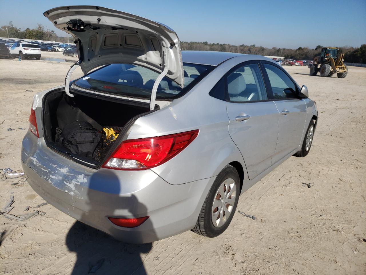 Photo 4 from auction – 2016 HYUNDAI ACCENT SE with VIN KMHCT4AE1GU978589
