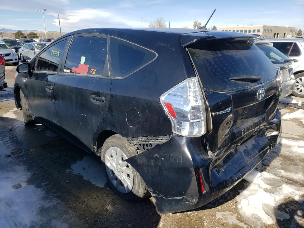 Photo 3 from auction – 2014 TOYOTA PRIUS V with VIN JTDZN3EU5E3363650
