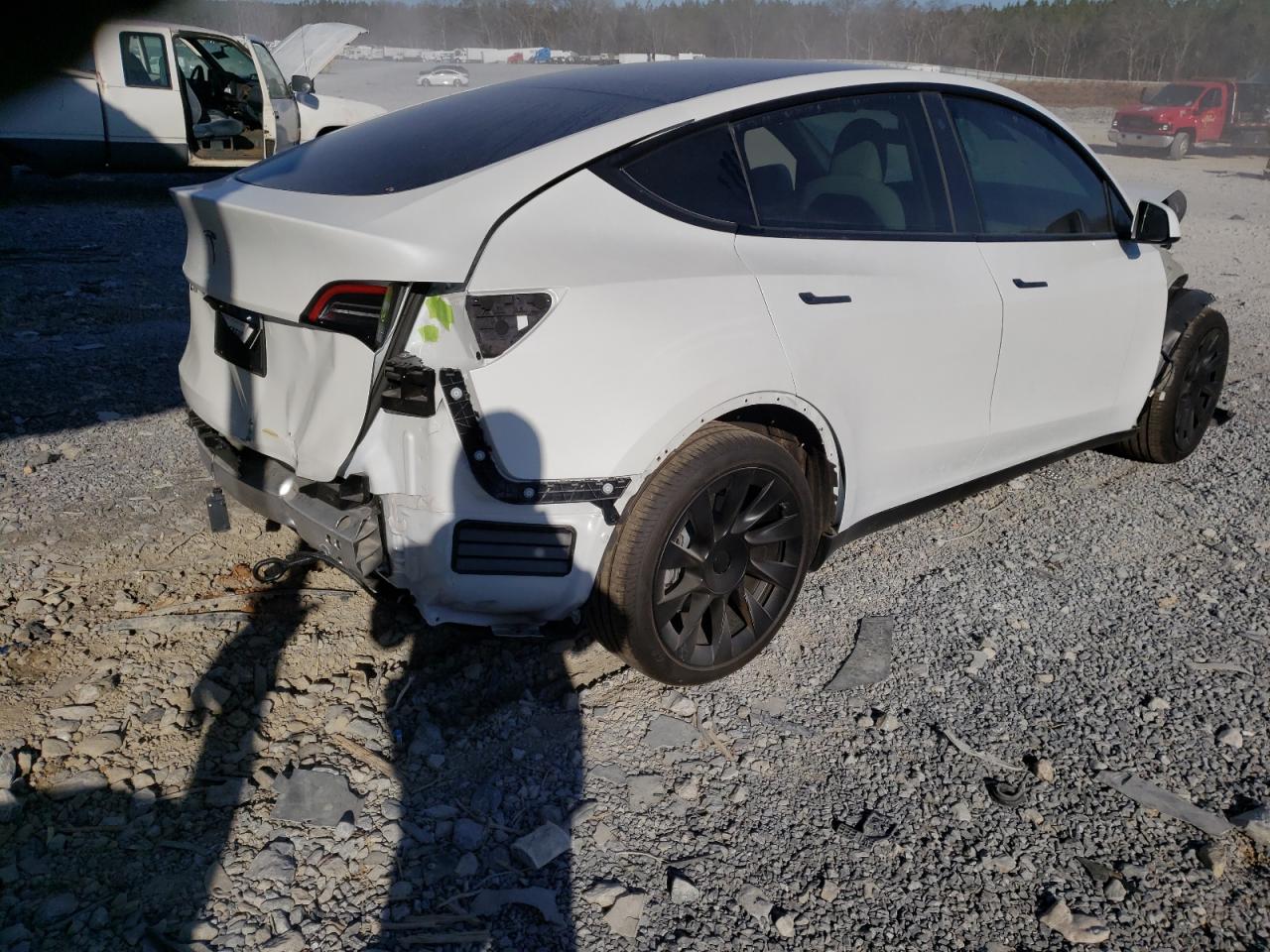 Photo 4 from auction – 2021 TESLA MODEL Y with VIN 5YJYGDEE3MF130582