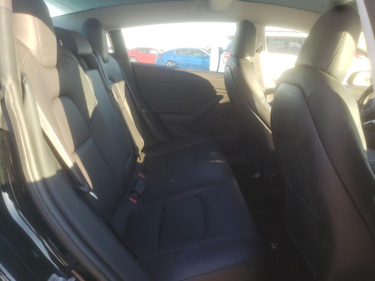 Photo 6 from auction – 2019 TESLA MODEL 3 with VIN 5YJ3E1EA4KF297820