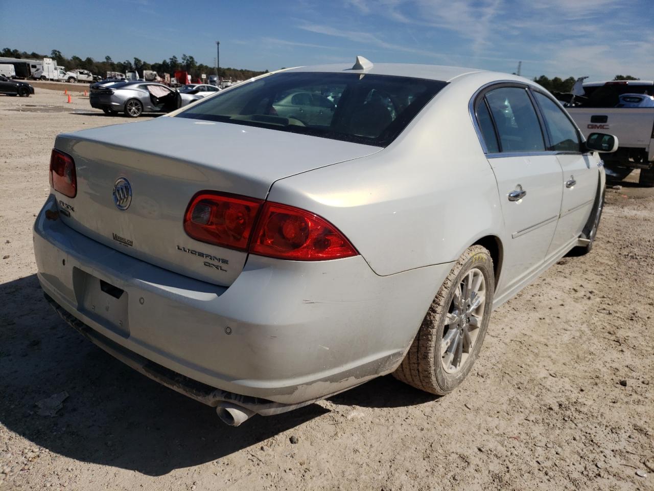 Photo 4 from auction – 2010 BUICK LUCERNE CX with VIN 1G4HF5EM3AU114123