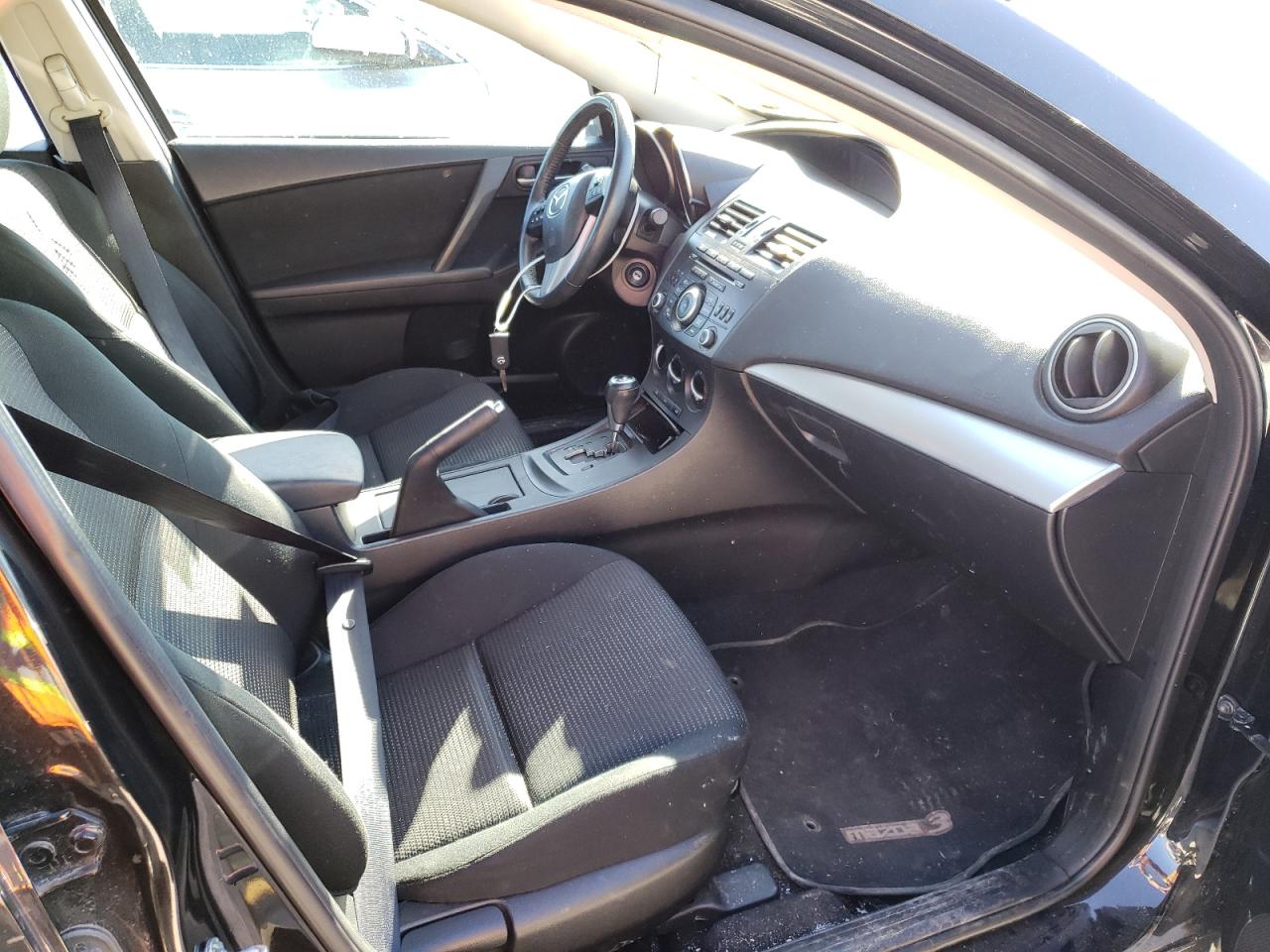 Photo 5 from auction – 2012 MAZDA 3 I with VIN JM1BL1V75C1611426