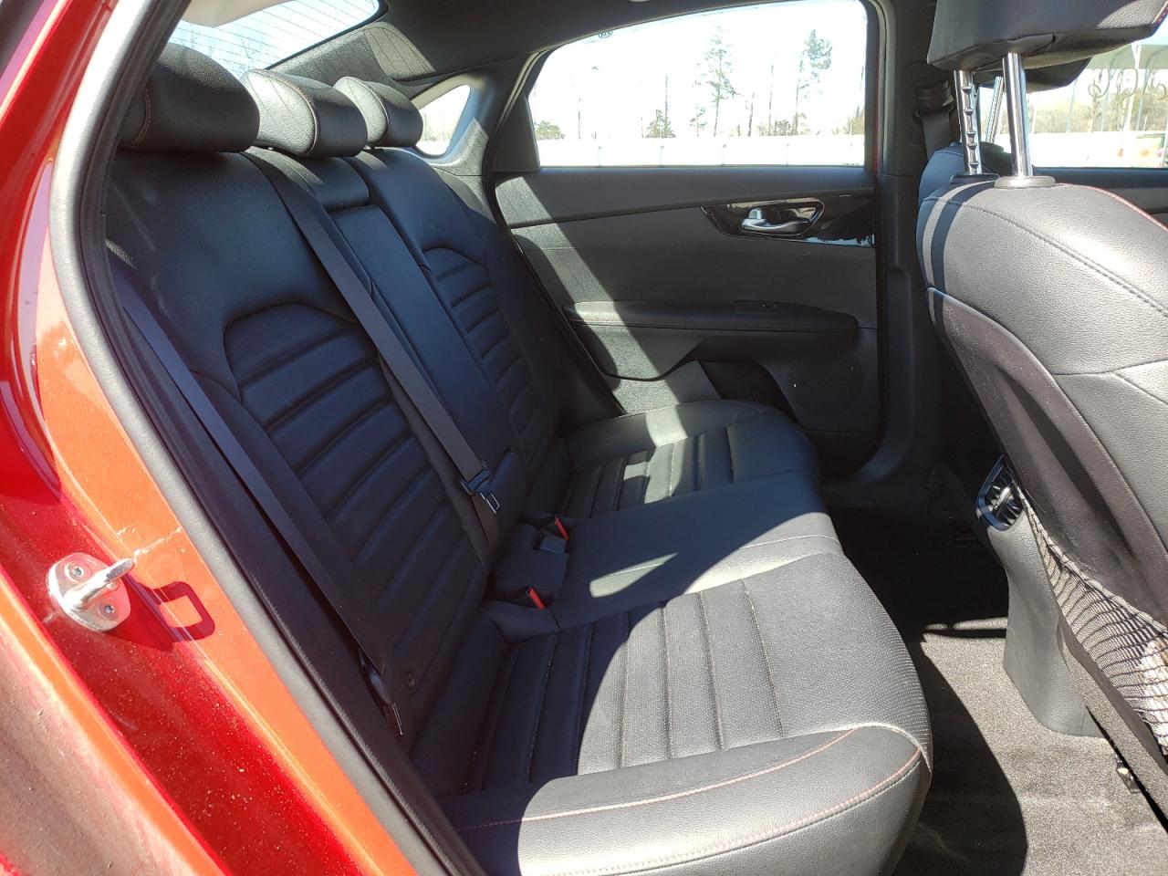 Photo 6 from auction – 2020 KIA FORTE GT with VIN 3KPF44AC6LE157476