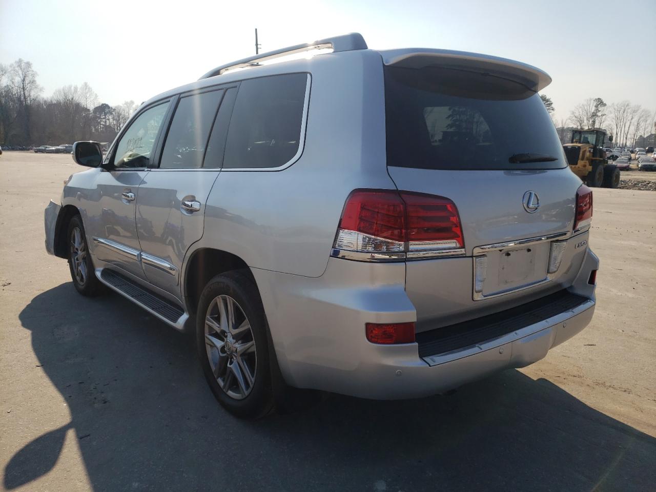 Photo 3 from auction – 2013 LEXUS LX 570 with VIN JTJHY7AX0D4087815