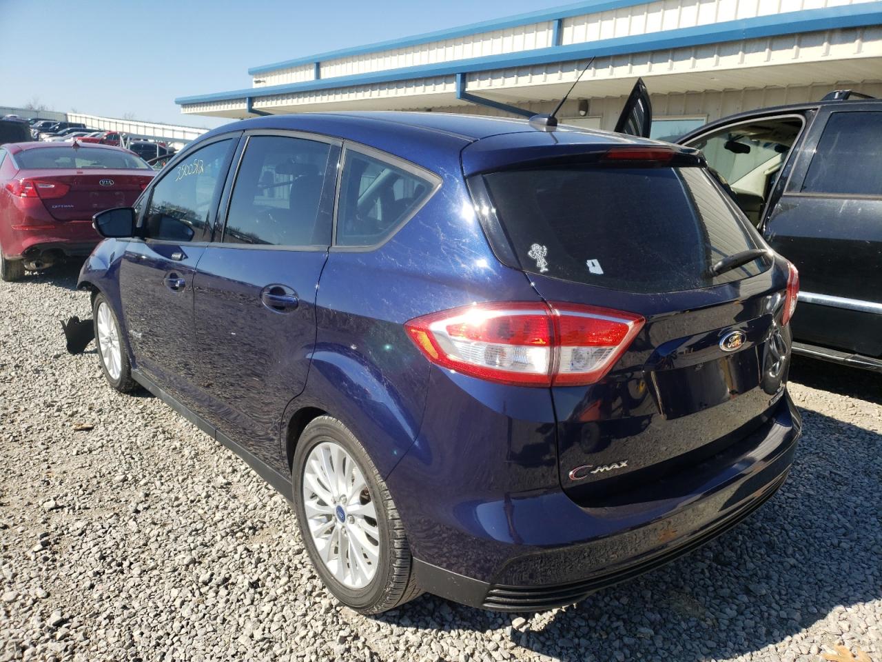 Photo 3 from auction – 2017 FORD C-MAX SE with VIN 1FADP5AUXHL119055