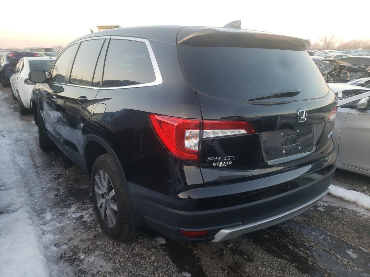 Photo 3 from auction – 2021 HONDA PILOT EXL with VIN 5FNYF6H59MB043375