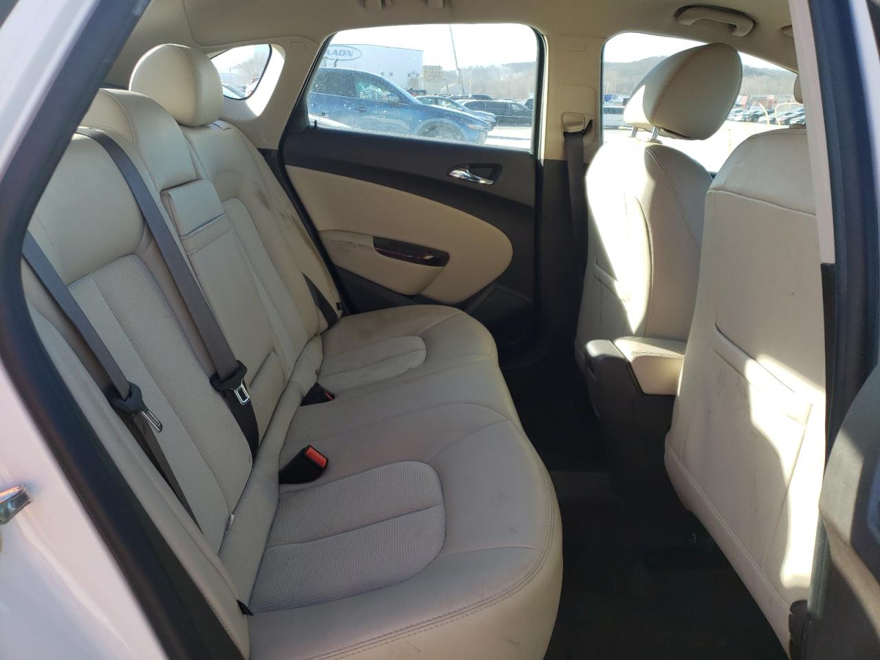 Photo 6 from auction – 2015 BUICK VERANO with VIN 1G4PP5SK9F4184597