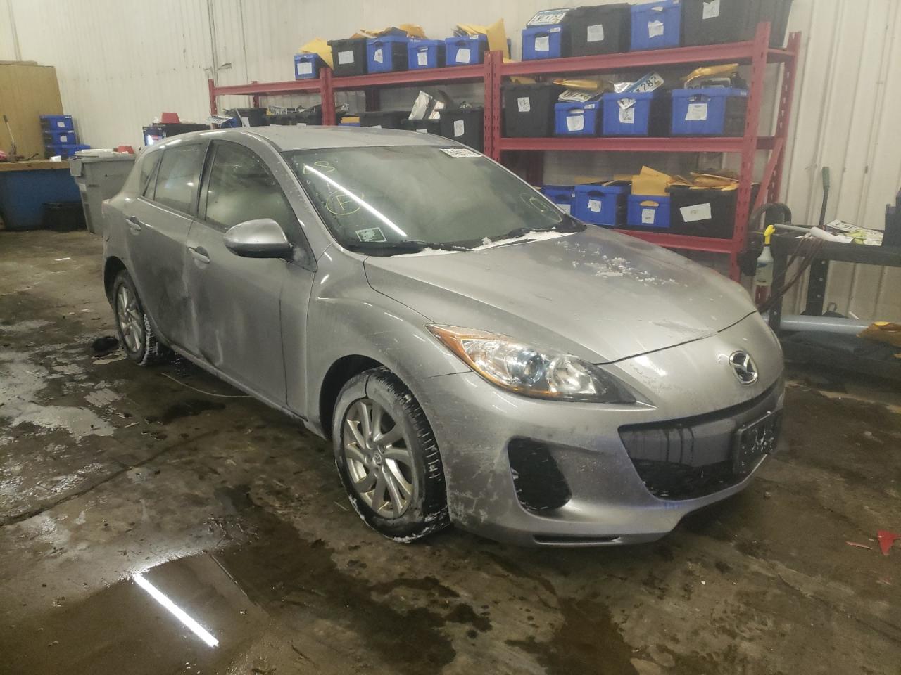 MAZDA 3 I 2013 with VIN JM1BL1L77D1816623 - Photo from auction