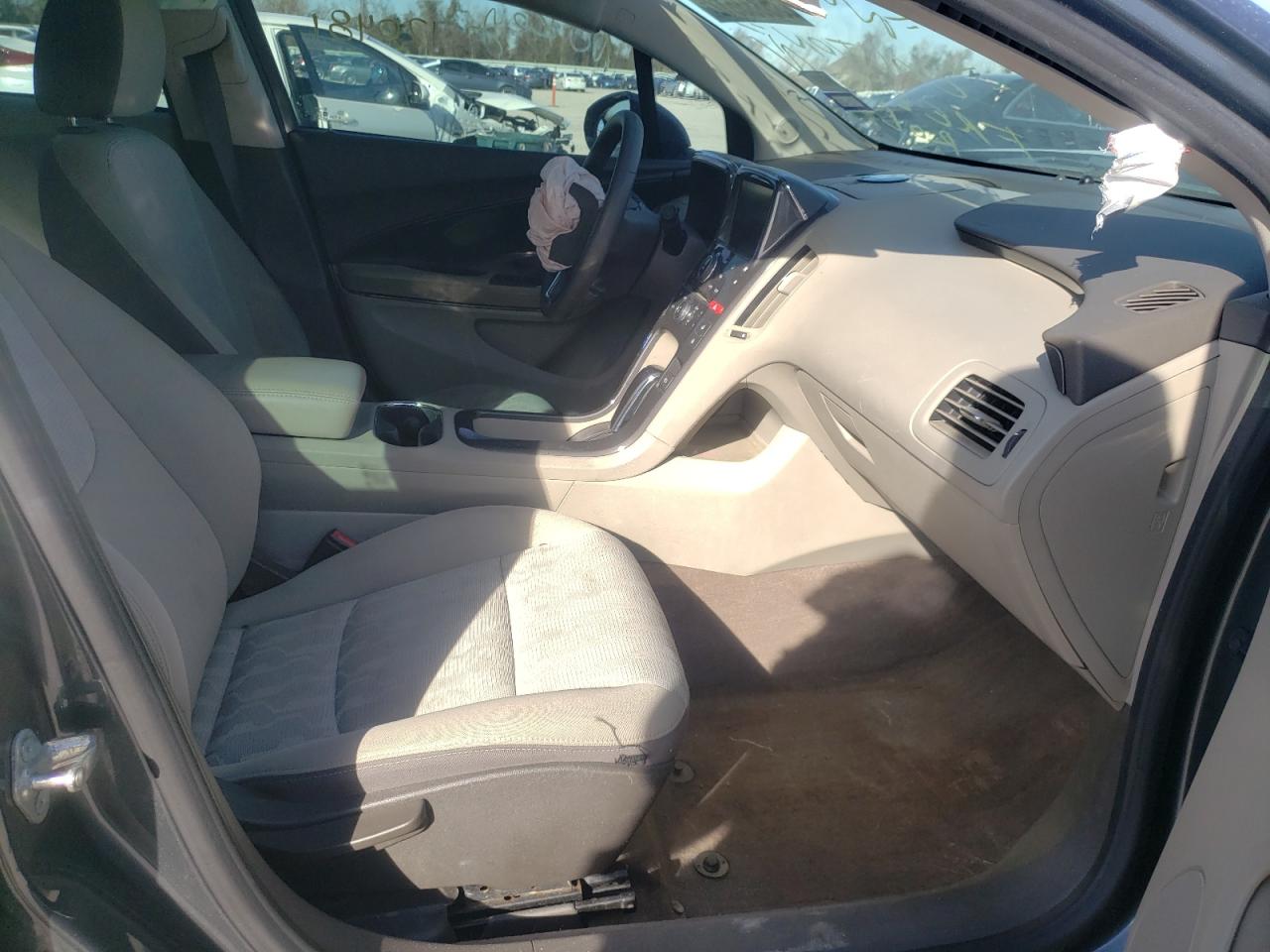 Photo 5 from auction – 2013 CHEVROLET VOLT with VIN 1G1RA6E49DU123936