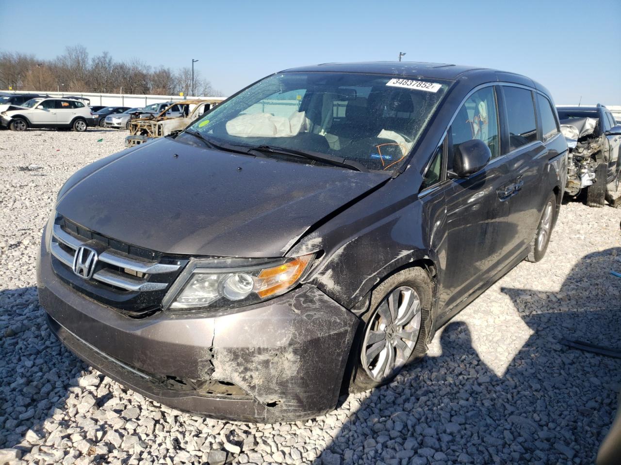 Photo 2 from auction – 2015 HONDA ODYSSEY EX with VIN 5FNRL5H60FB058088