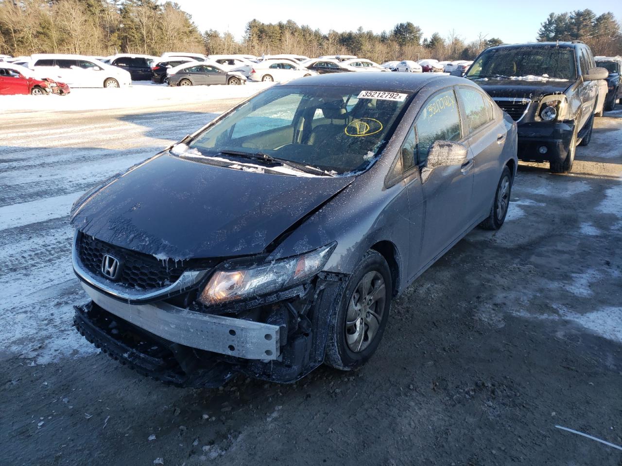 Photo 2 from auction – 2014 HONDA CIVIC LX with VIN 2HGFB2F55EH527815