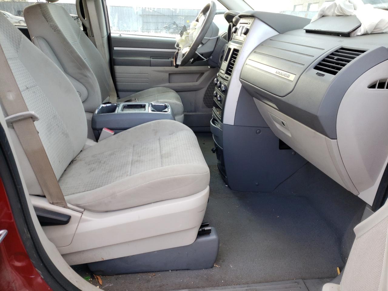 Photo 5 from auction – 2010 DODGE GRAND CARA with VIN 2D4RN3D14AR406337