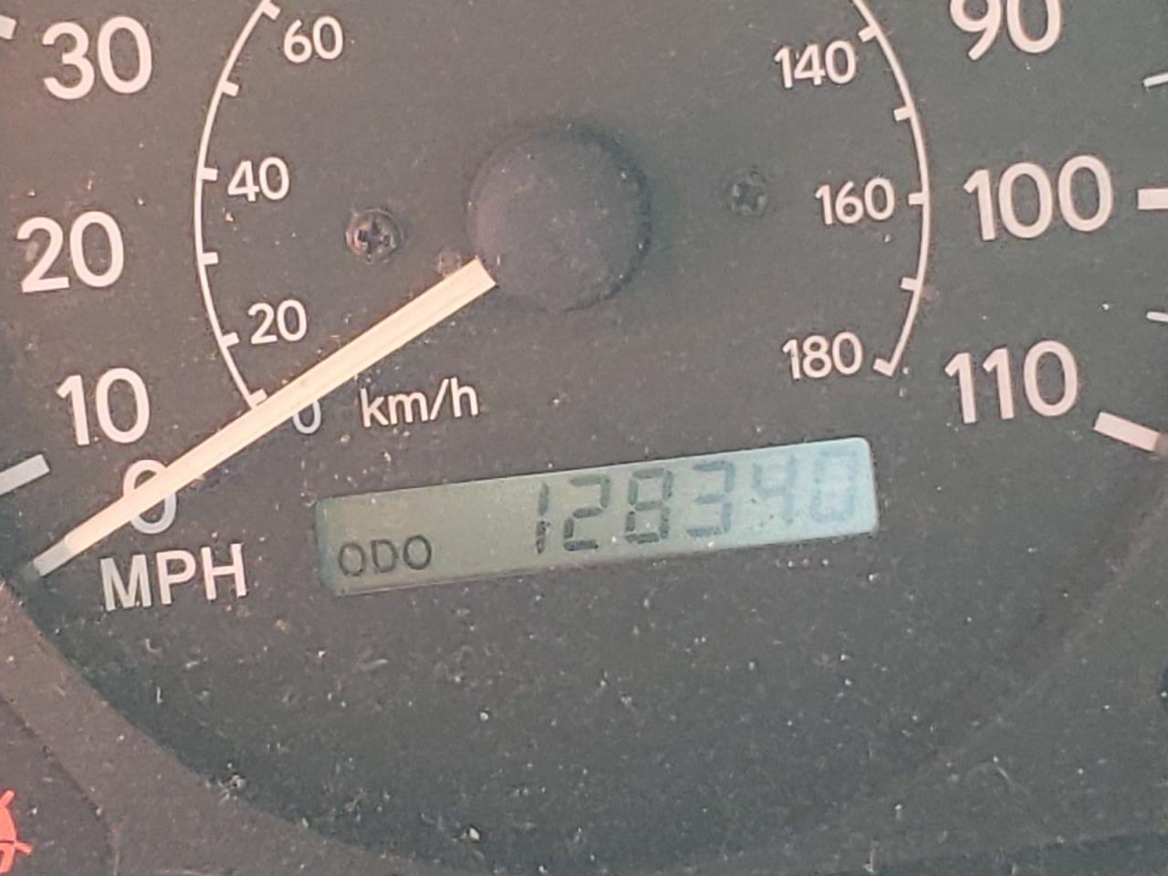 Photo 8 from auction – 2002 TOYOTA COROLLA CE with VIN 1NXBR12E42Z631631