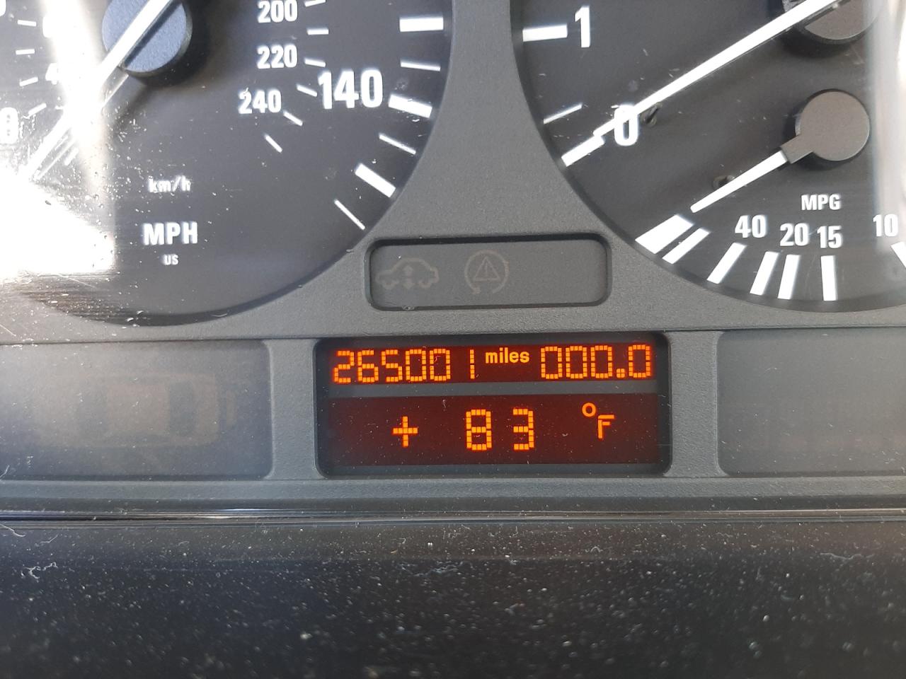 Photo 8 from auction – 2000 BMW 528 I AUTO with VIN WBADM6343YGU25039