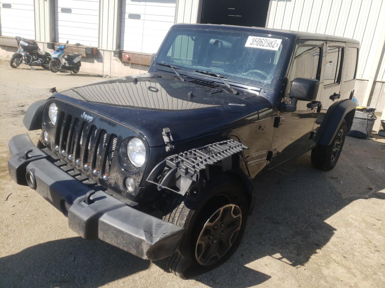 Photo 2 from auction – 2016 JEEP WRANGLER U with VIN 1C4BJWDG0GL139845