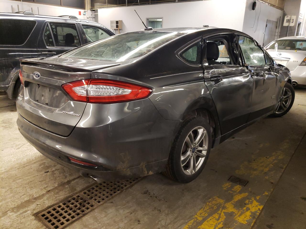 Photo 4 from auction – 2016 FORD FUSION TIT with VIN 3FA6P0SU8GR191480