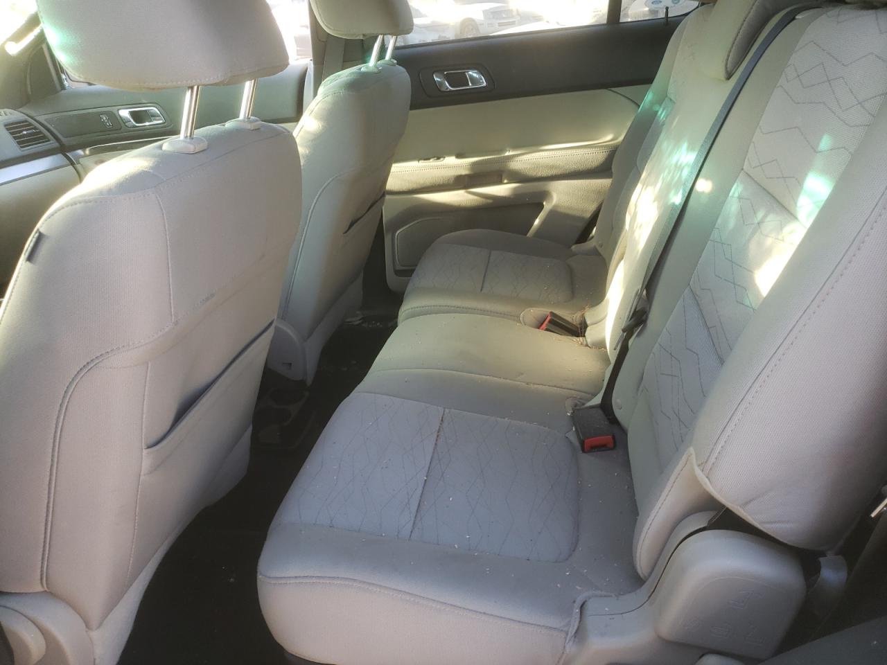 Photo 6 from auction – 2011 FORD EXPLORER with VIN 1FMHK8B82BGA22926