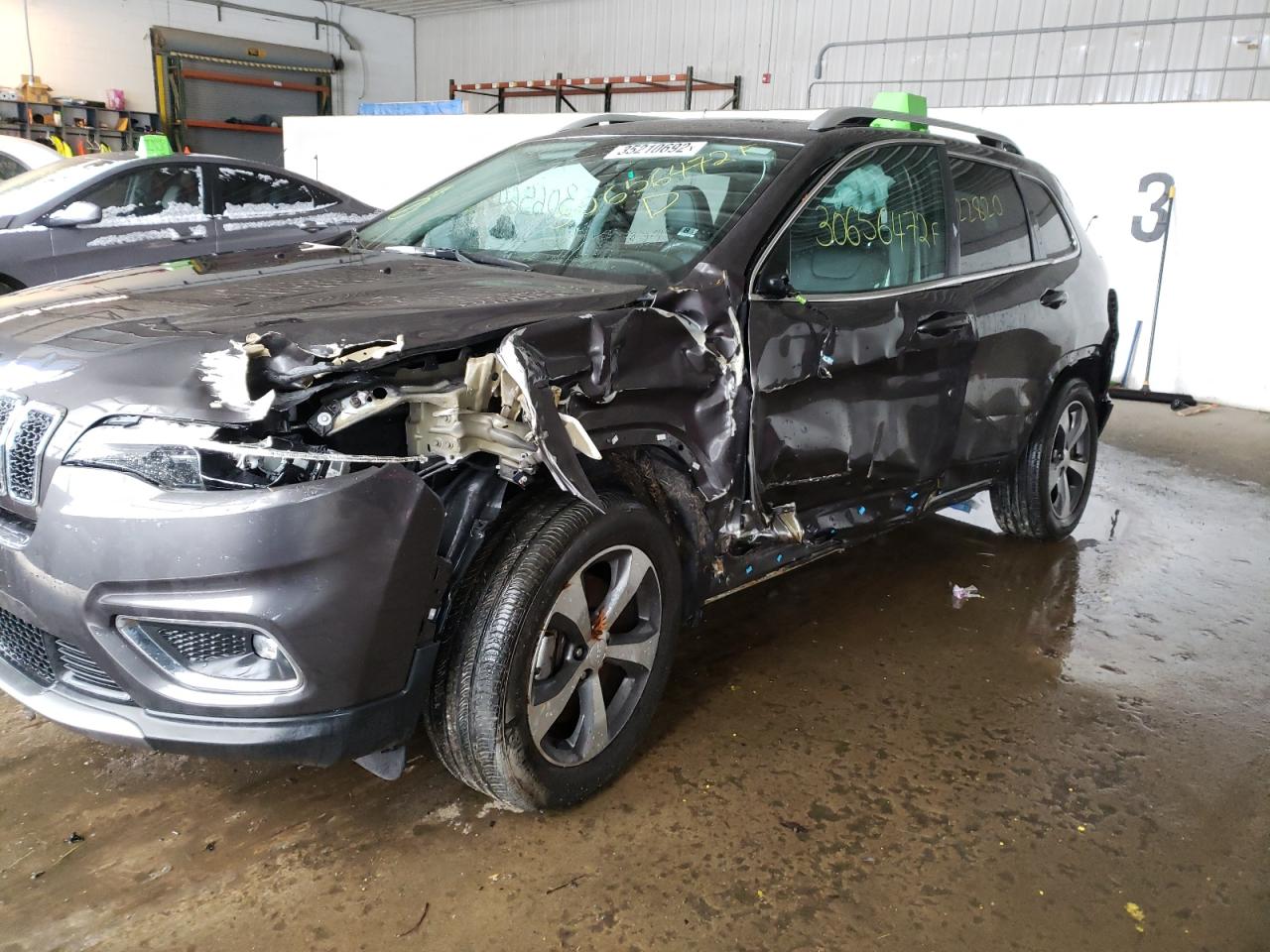 Photo 9 from auction – 2019 JEEP CHEROKEE L with VIN 1C4PJMDX1KD240079