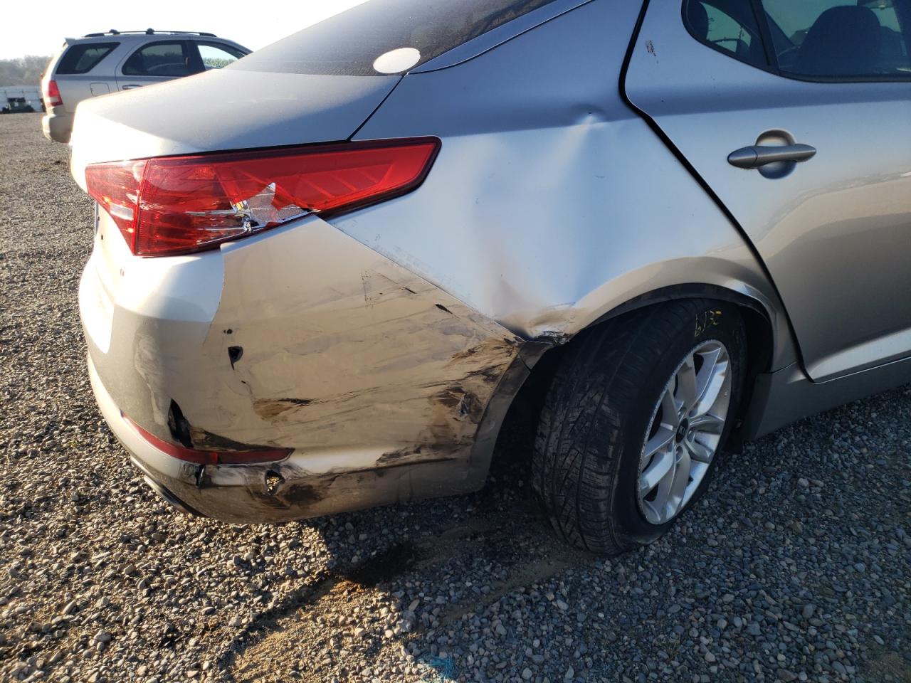 Photo 9 from auction – 2011 KIA OPTIMA LX with VIN KNAGM4A74B5157359