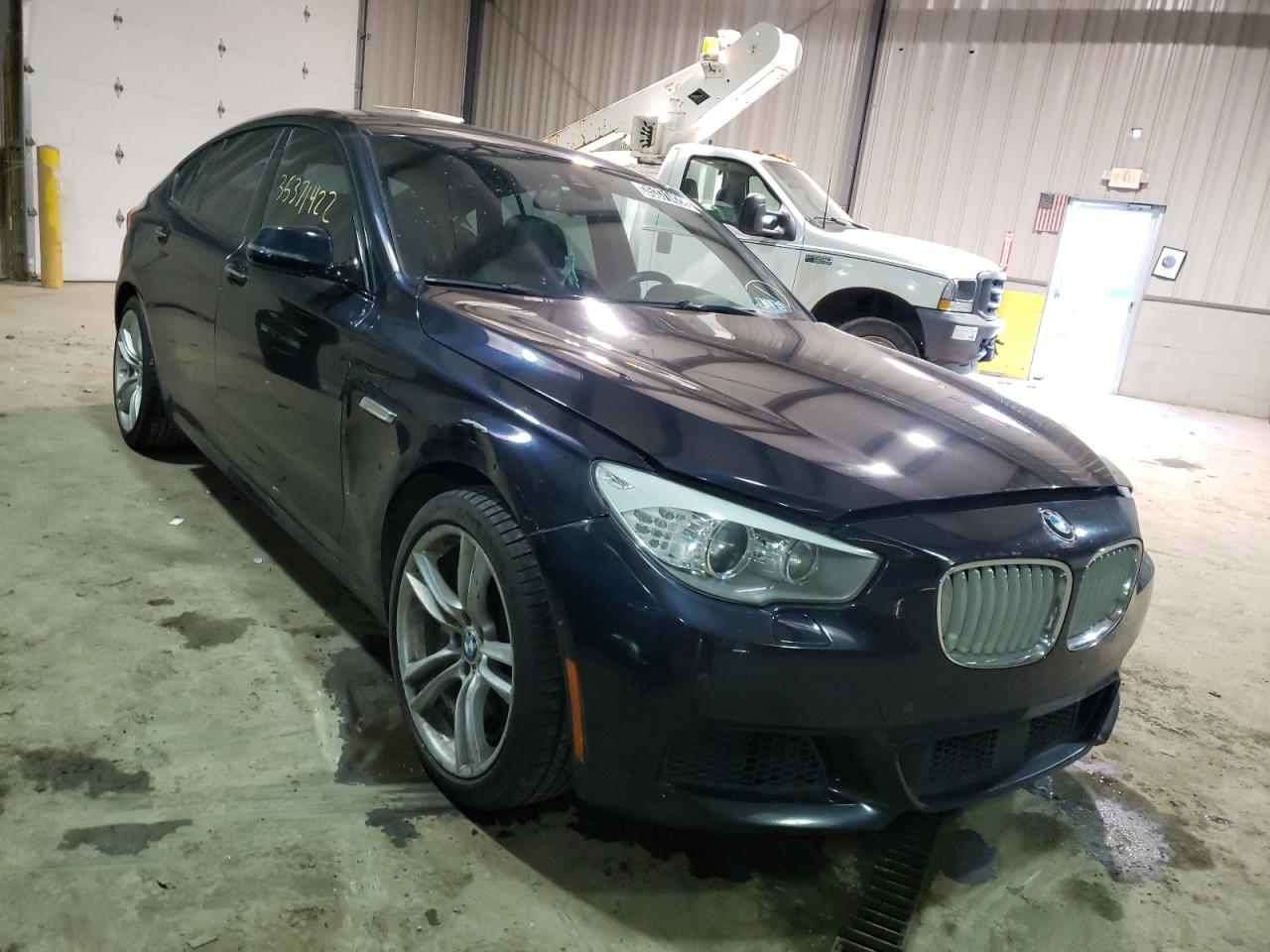BMW 550 XIGT 2014 with VIN WBA5M0C53ED084944 - Photo from auction