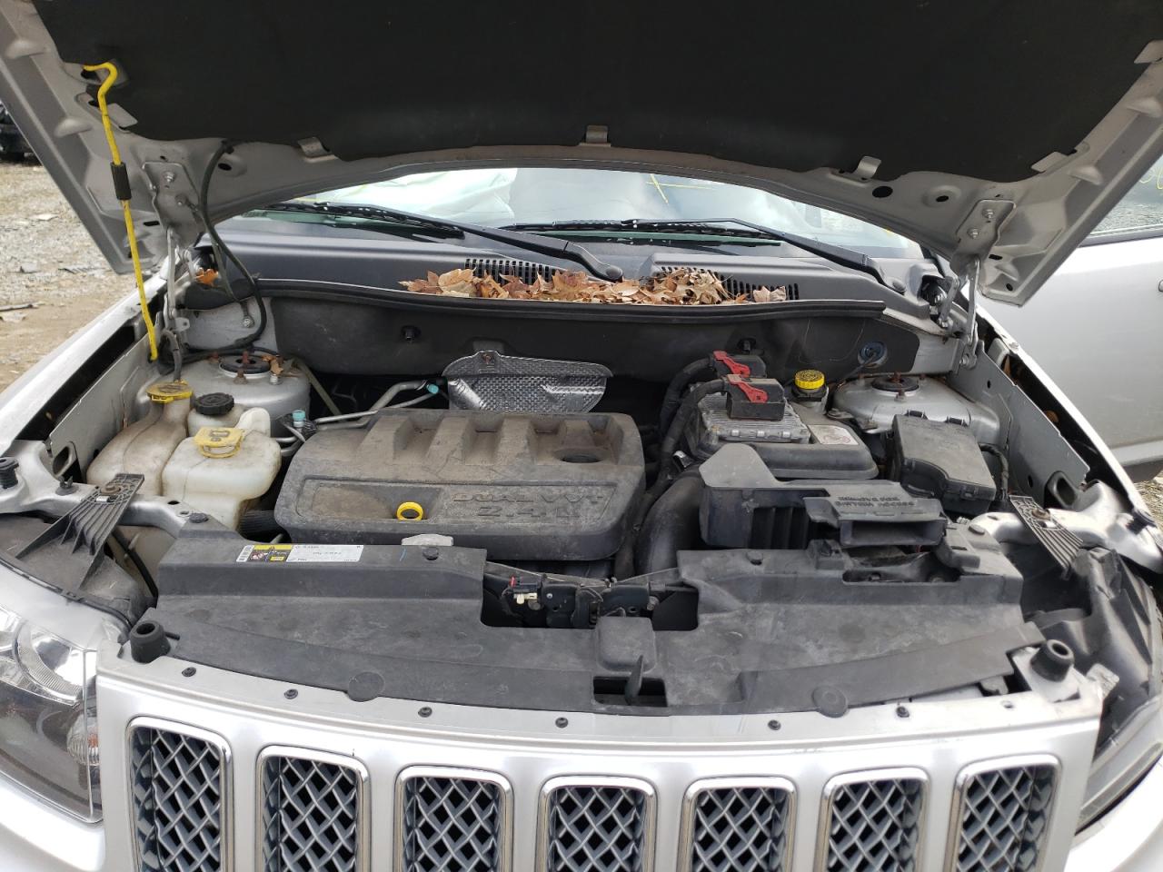 Photo 7 from auction – 2014 JEEP COMPASS LA with VIN 1C4NJDEB8ED623564