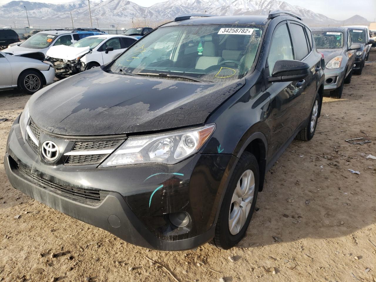 Photo 2 from auction – 2015 TOYOTA RAV4 LE with VIN 2T3BFREV0FW309018