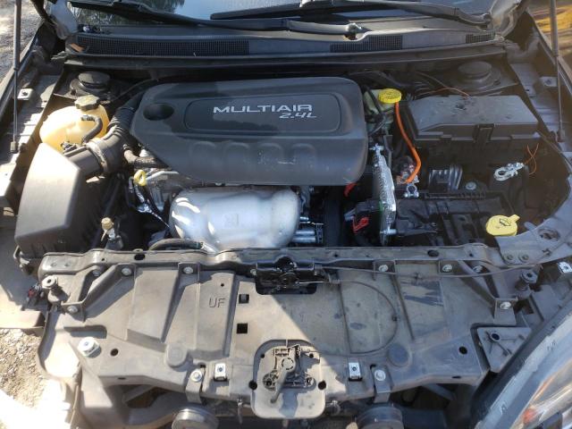 Photo 7 from auction – 2017 CHRYSLER 200 LIMITE with VIN 1C3CCCAB7HN500410