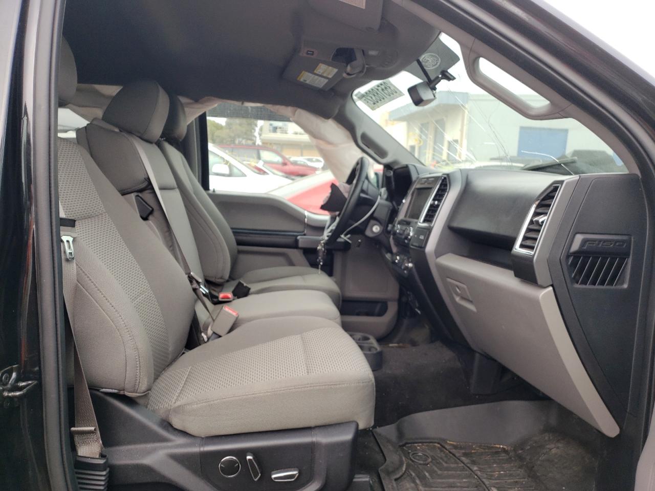 Photo 5 from auction – 2015 FORD F150 SUPER with VIN 1FTEW1EG8FFA20535