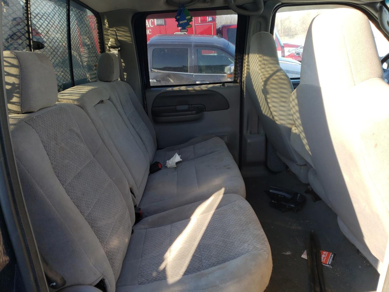Photo 6 from auction – 2004 FORD F250 SUPER with VIN 1FTNW21S34EA58676