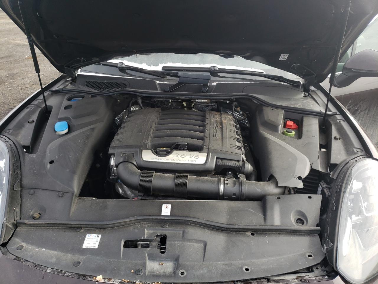 Photo 7 from auction – 2016 PORSCHE CAYENNE with VIN WP1AA2A27GKA11748